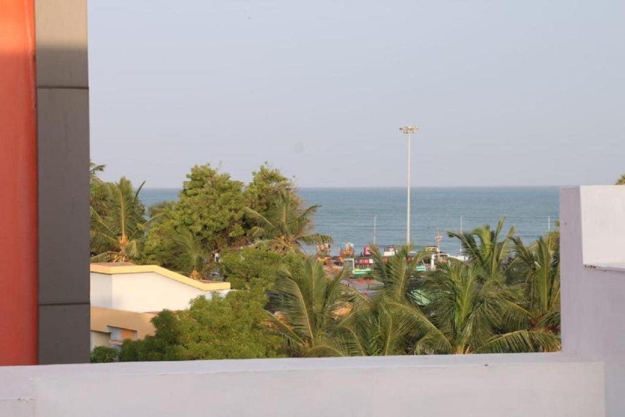Saravanas Lodge Tiruchchendūr Exteriör bild